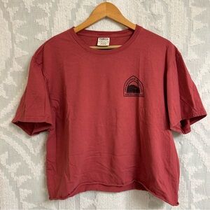 Grandfather Mountain Graphic NC BlueRidge Mountains Light Red Cropped Tee